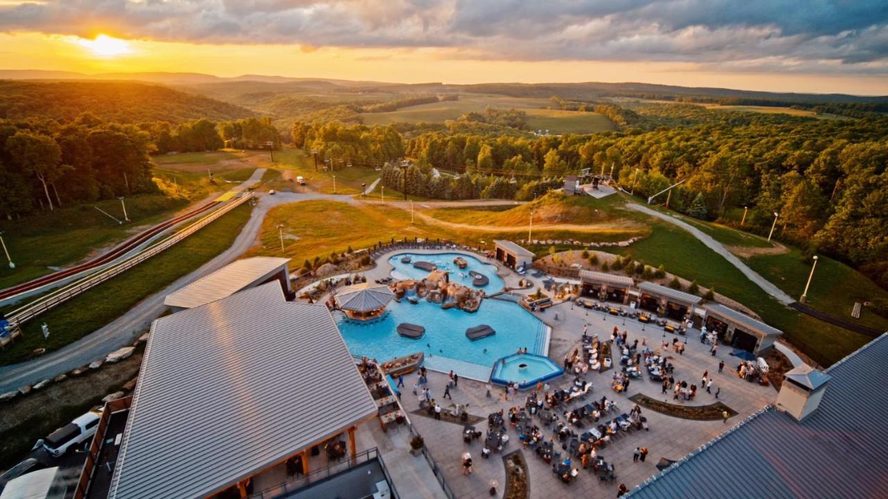 Отель Nemacolin Farmington Экстерьер фото