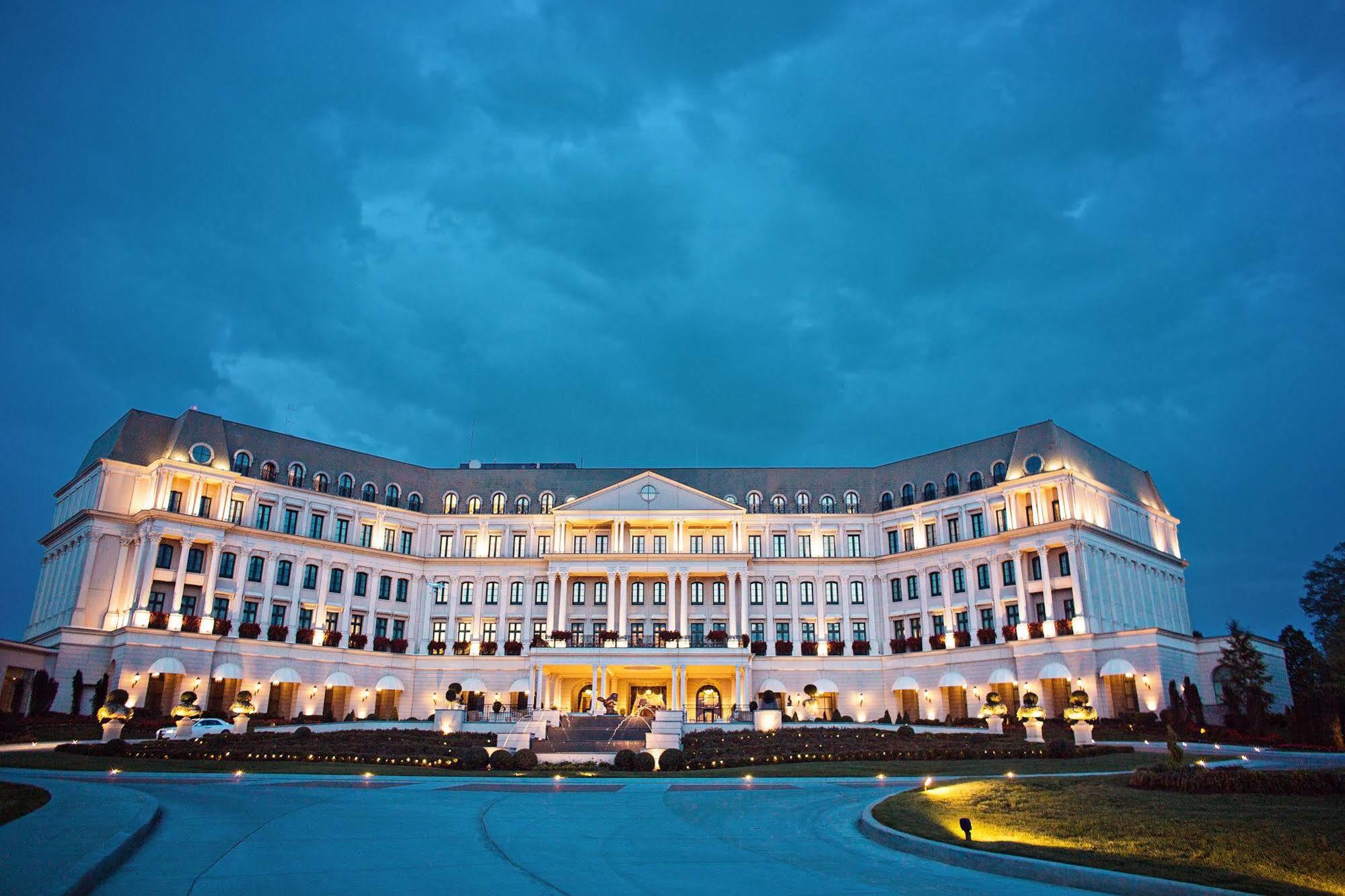 Отель Nemacolin Farmington Экстерьер фото